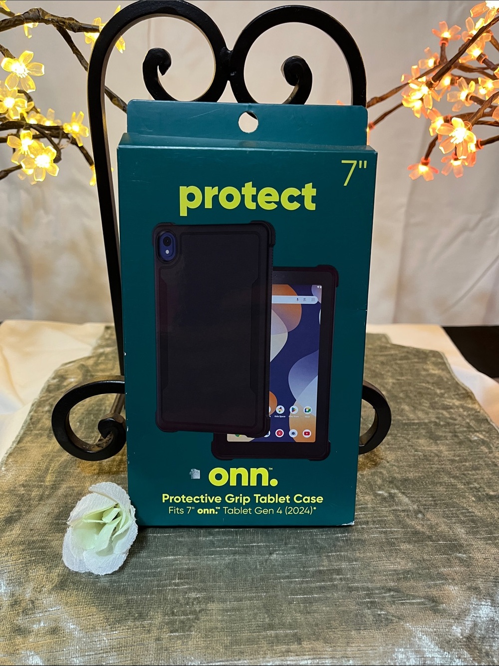 On Running ( onn) Protective Grip Tablet Case in Black for 7” Tablet